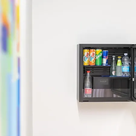 住宿加早餐酒店 Vemaga Luxury - Center 4*